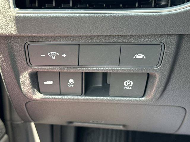 Used 2023 Hyundai Sonata SEL w/ Convenience Package FWD image 15
