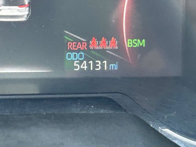 Used 2025 Toyota RAV4 XLE FWD image 6