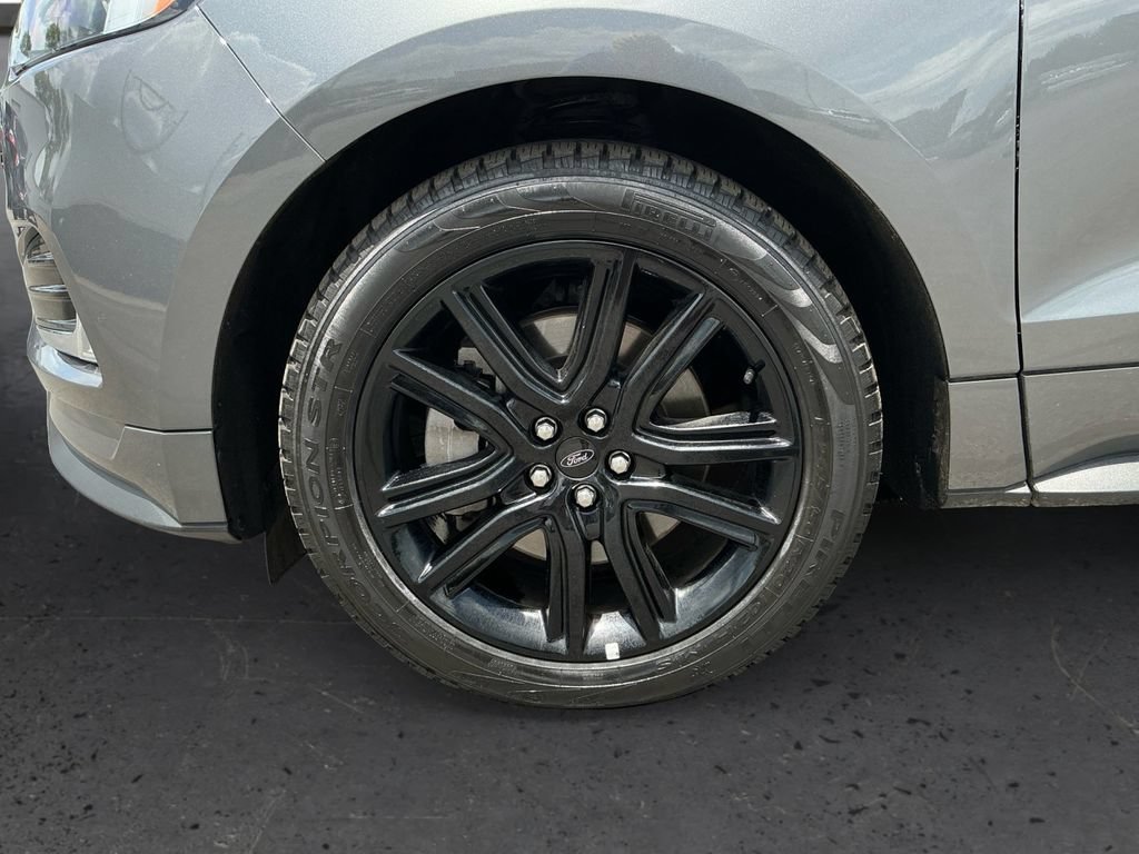 Certified 2022 Ford Edge ST-Line AWD/4WD image 13