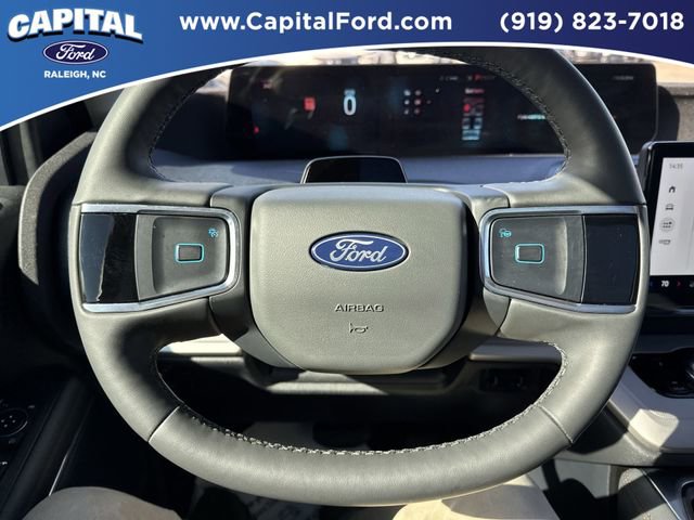 Certified 2025 Ford Expedition Active image 35