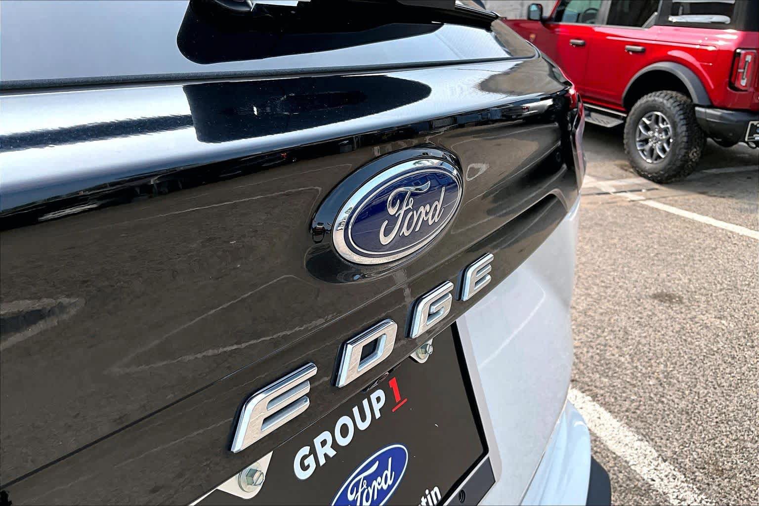 Certified 2021 Ford Edge Titanium FWD image 31