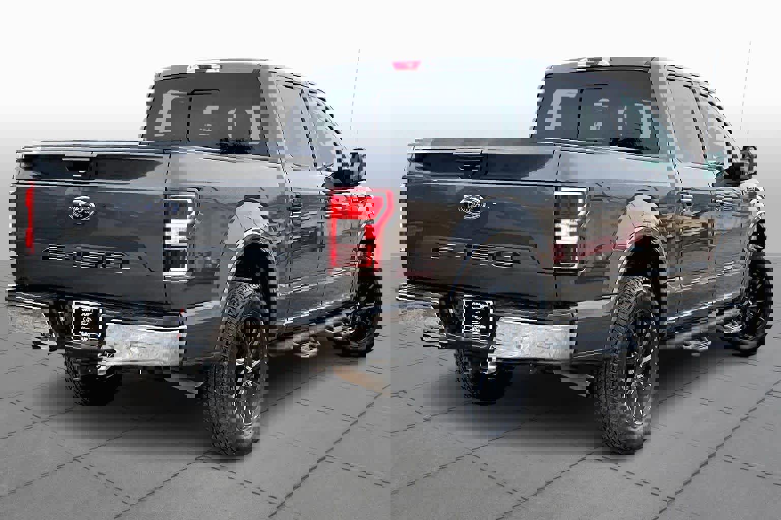 Certified 2019 Ford F150 Lariat image 3