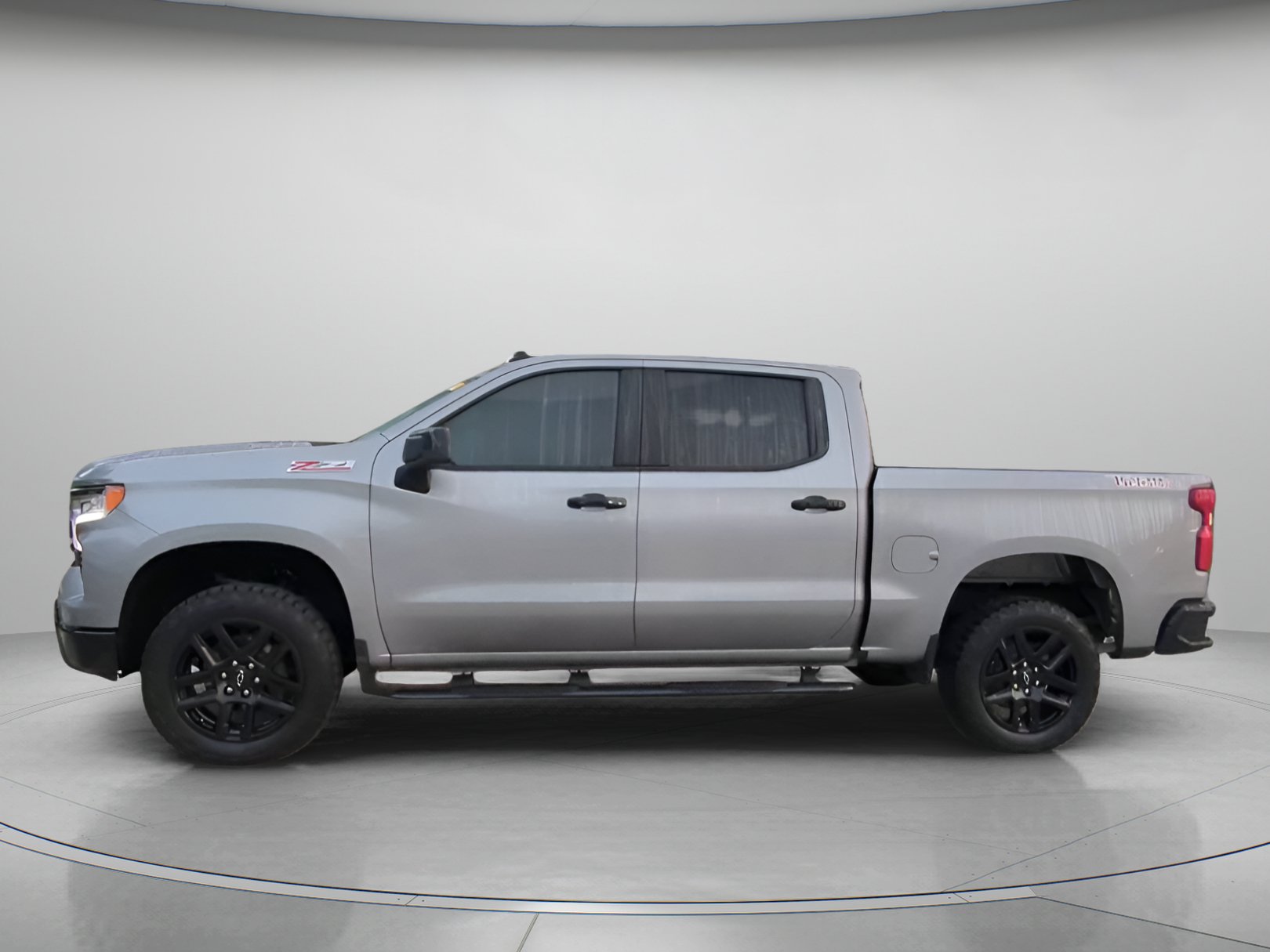 Used 2025 Chevrolet Silverado 1500 LT Trail Boss w/ Convenience Package II AWD/4WD image 16