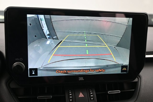 Used 2025 Toyota RAV4 XSE AWD/4WD image 12