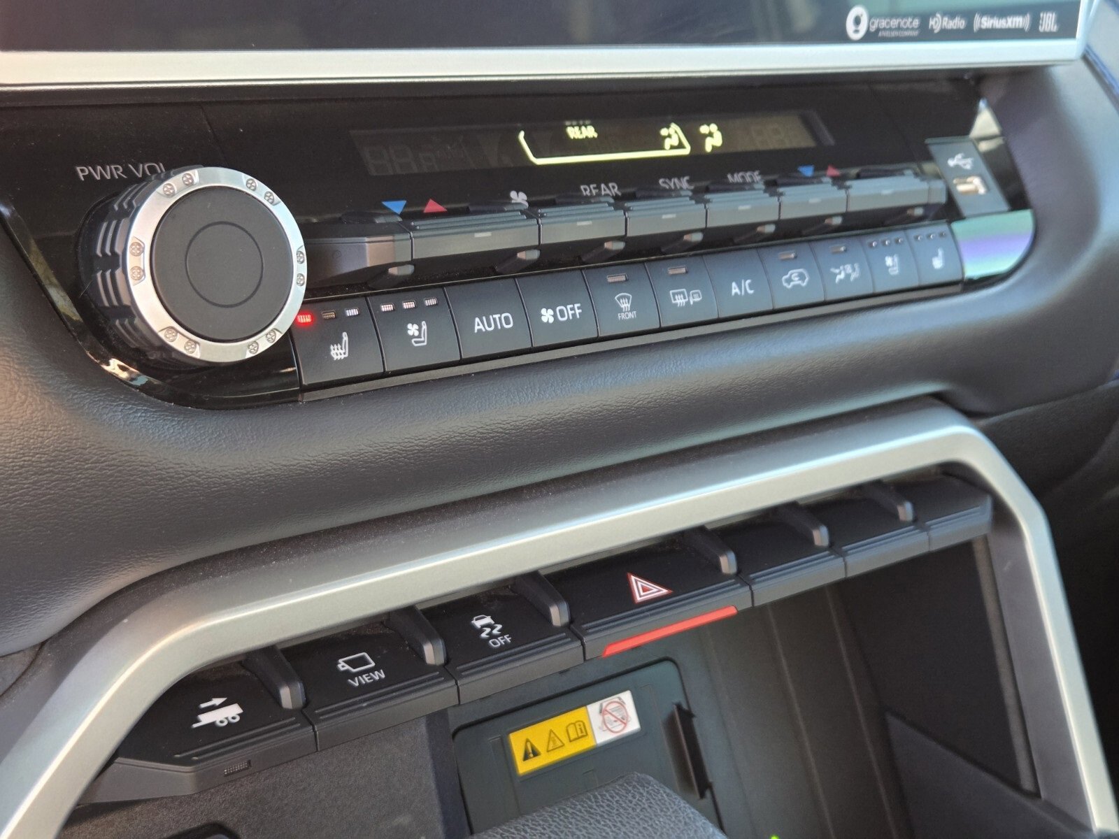 Used 2023 Toyota Sequoia Platinum image 23