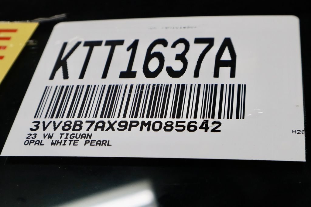 Used 2023 Volkswagen Tiguan SE R-Line AWD/4WD image 36