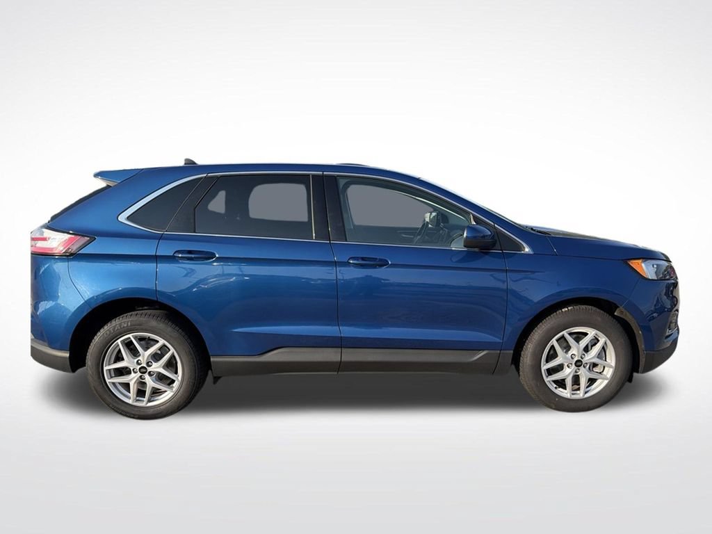 Certified 2024 Ford Edge SEL AWD/4WD image 9