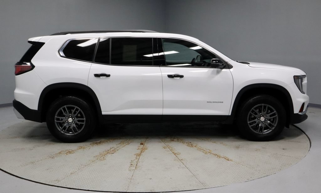 Used 2025 GMC Acadia Elevation AWD/4WD image 12