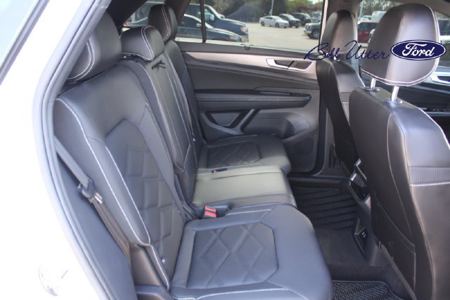 Used 2024 Volkswagen Atlas Cross Sport SE AWD/4WD image 12