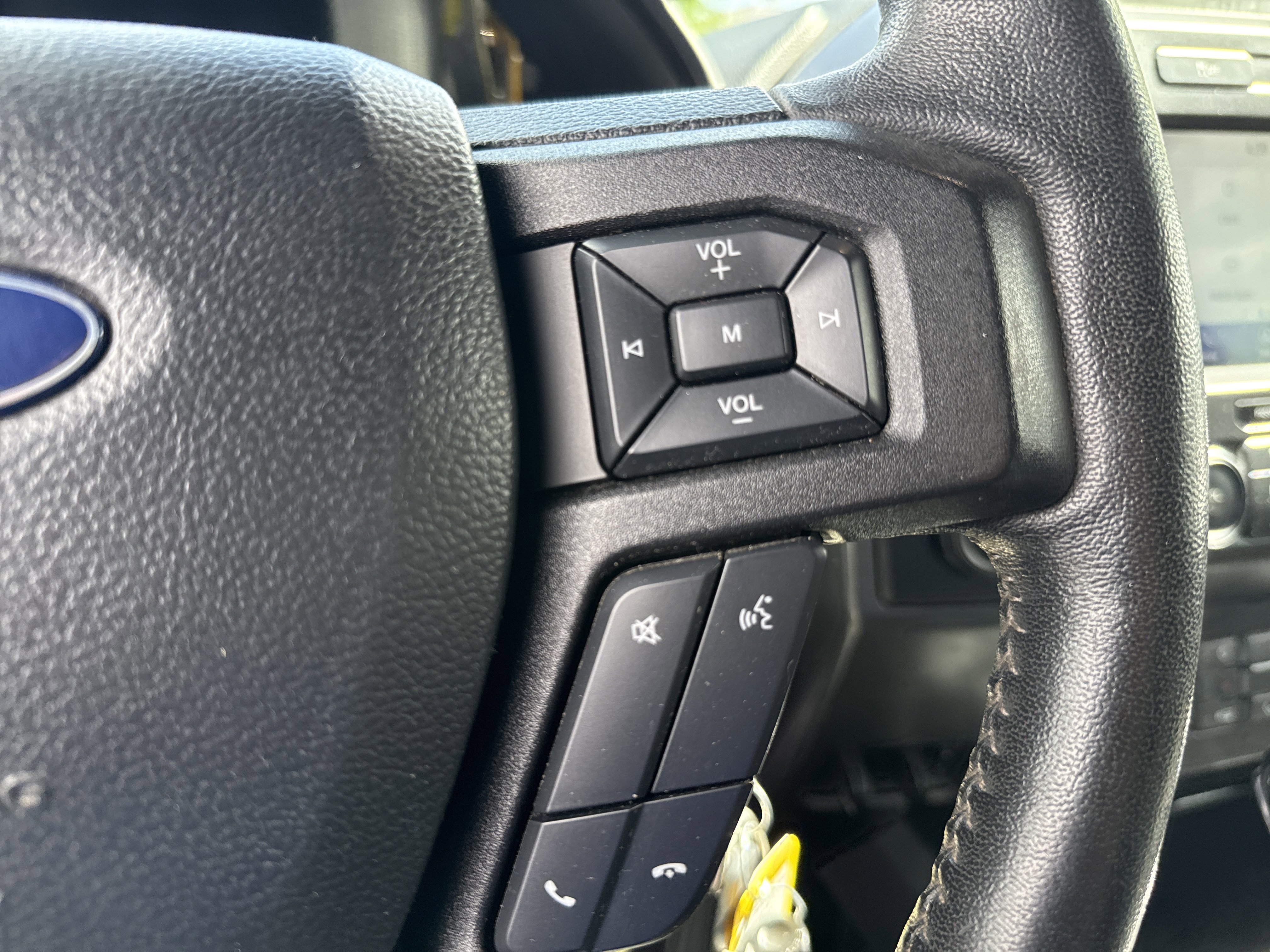 Certified 2019 Ford F150 XLT w/ Equipment Group 302A Luxury AWD/4WD image 23