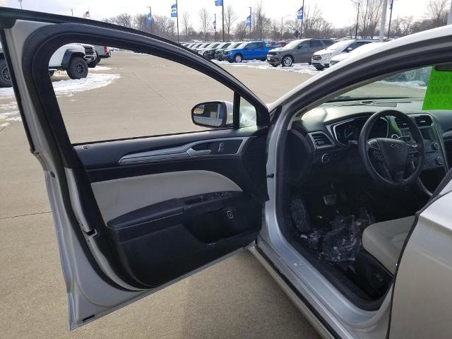 Certified 2018 Ford Fusion S FWD image 10