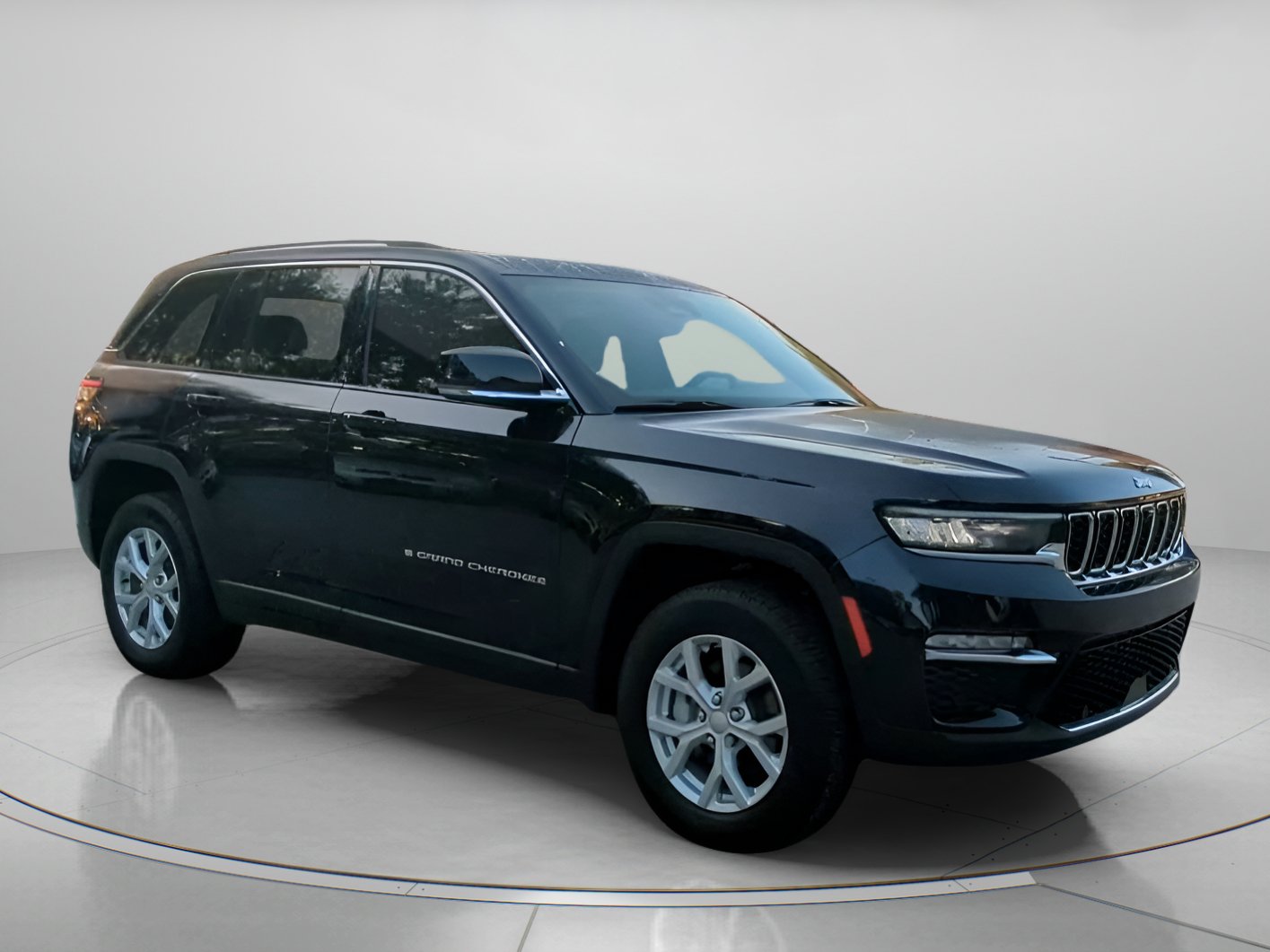 Used 2023 Jeep Grand Cherokee Limited w/ Luxury Tech Group II AWD/4WD image 36