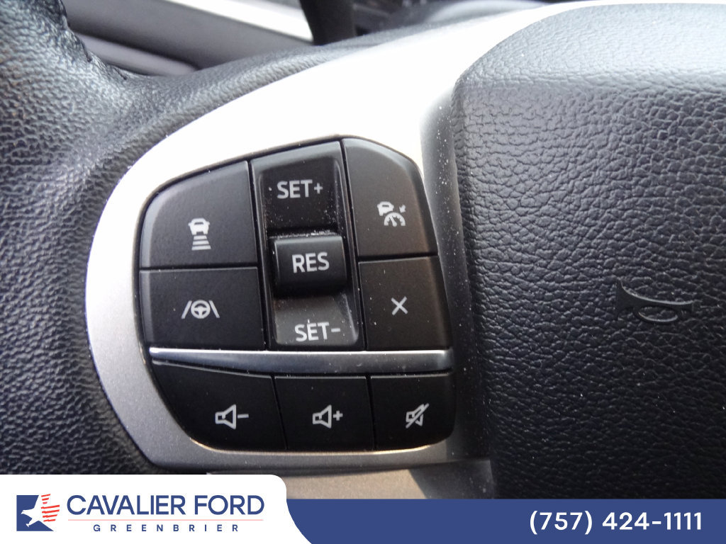 Certified 2022 Ford Explorer XLT w/ Equipment Group 202A AWD/4WD image 15