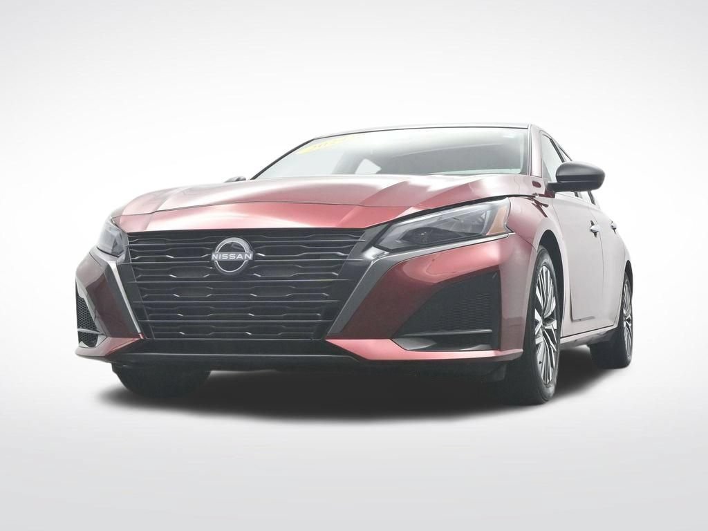 Used 2024 Nissan Altima 2.5 SV FWD image 38