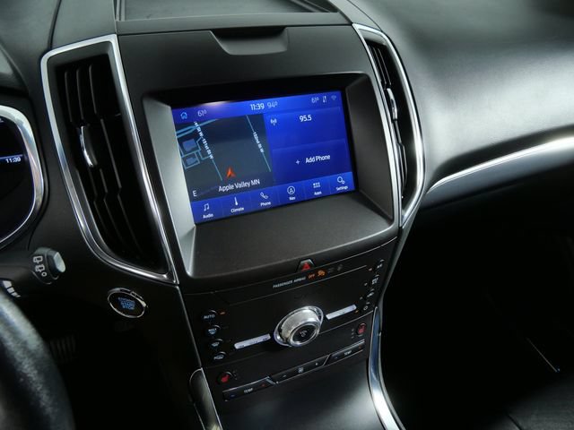 Certified 2020 Ford Edge Titanium w/ Canadian Touring Package AWD/4WD image 16