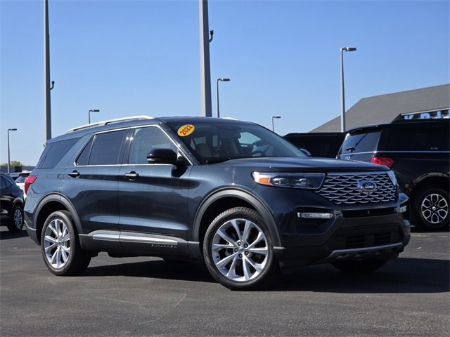Certified 2022 Ford Explorer Platinum w/ Equipment Group 601A image 8