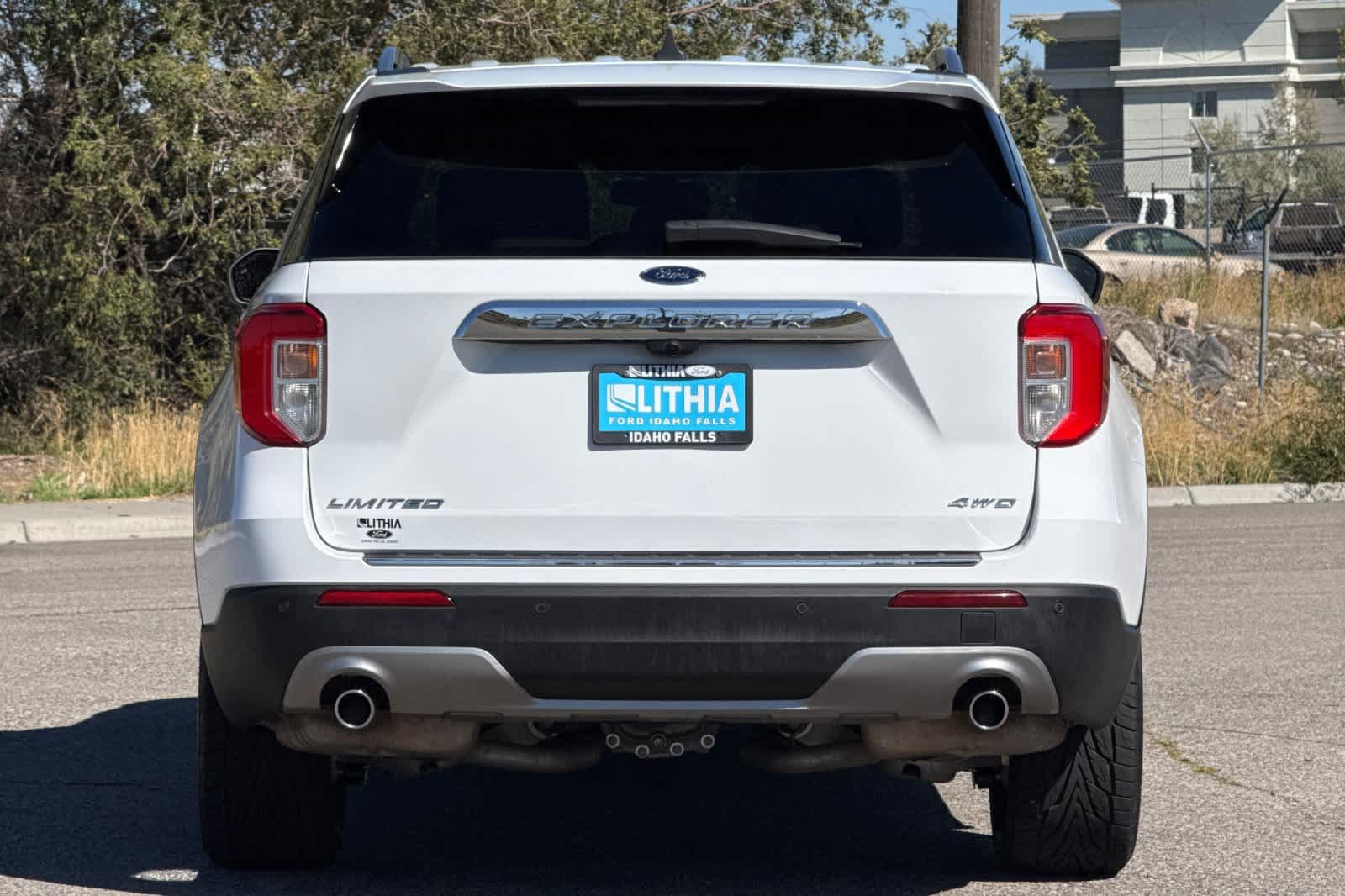 Certified 2022 Ford Explorer Limited AWD/4WD image 7