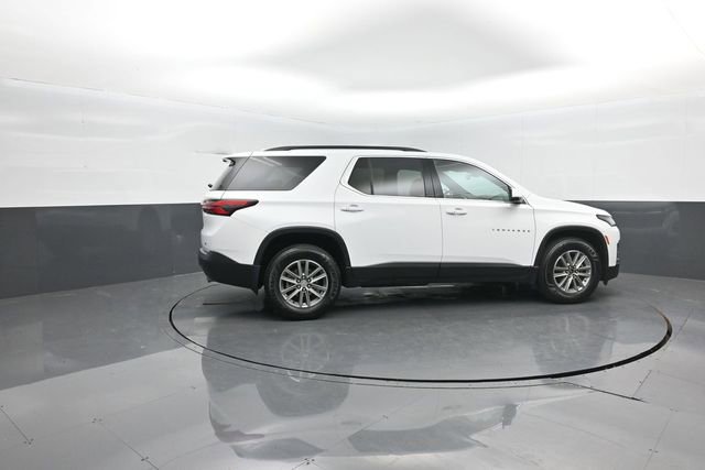 Used 2023 Chevrolet Traverse LT w/ LPO, Floor Liner Package image 8