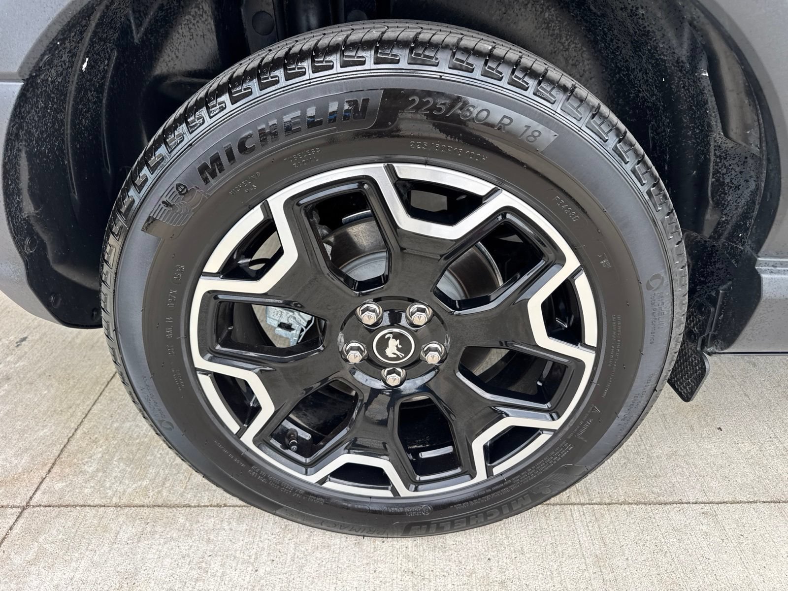 Certified 2025 Ford Bronco Sport Outer Banks w/ Outer Banks Tech Package+ AWD/4WD image 19