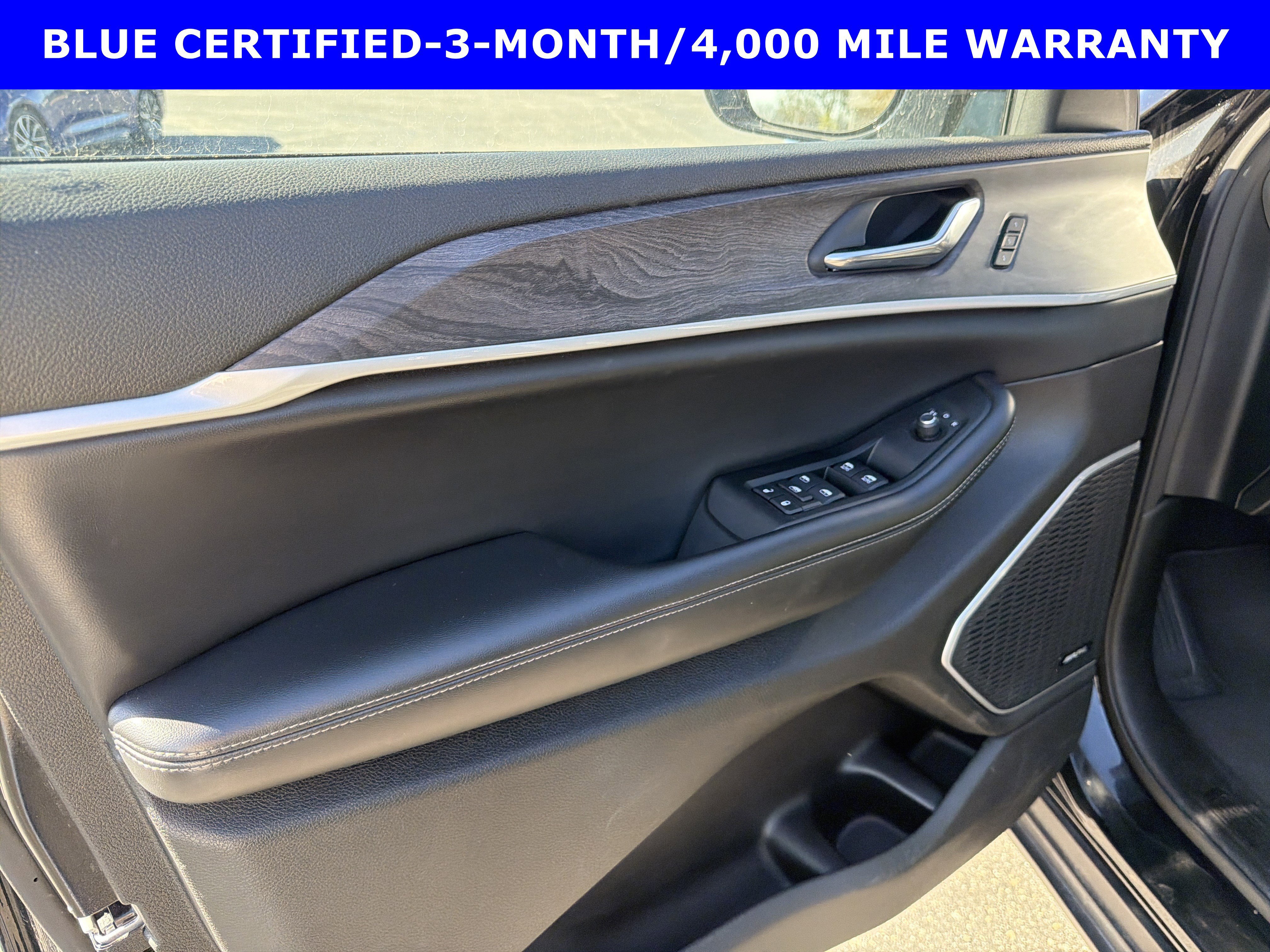 Used 2024 Jeep Grand Cherokee Limited 4xe image 10