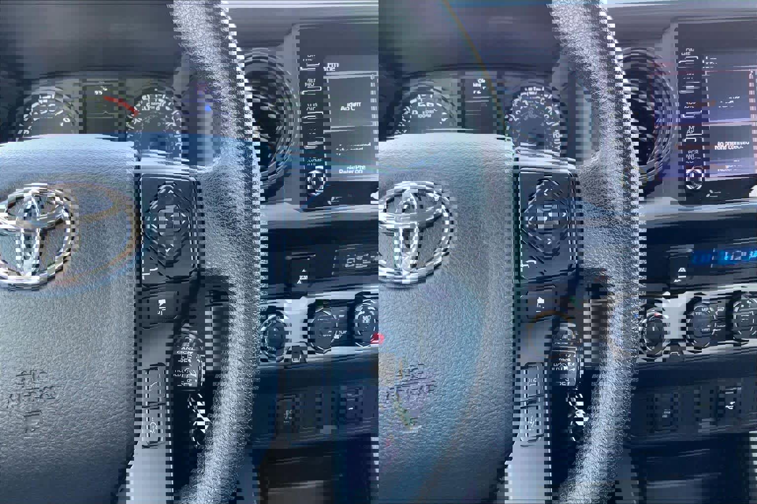 Used 2022 Toyota Tacoma SR image 24