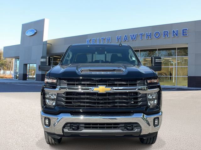 Used 2024 Chevrolet Silverado 2500 LT w/ Convenience Package image 6