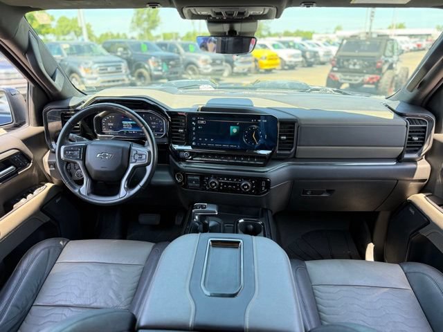 Used 2022 Chevrolet Silverado 1500 ZR2 w/ Technology Package AWD/4WD image 2