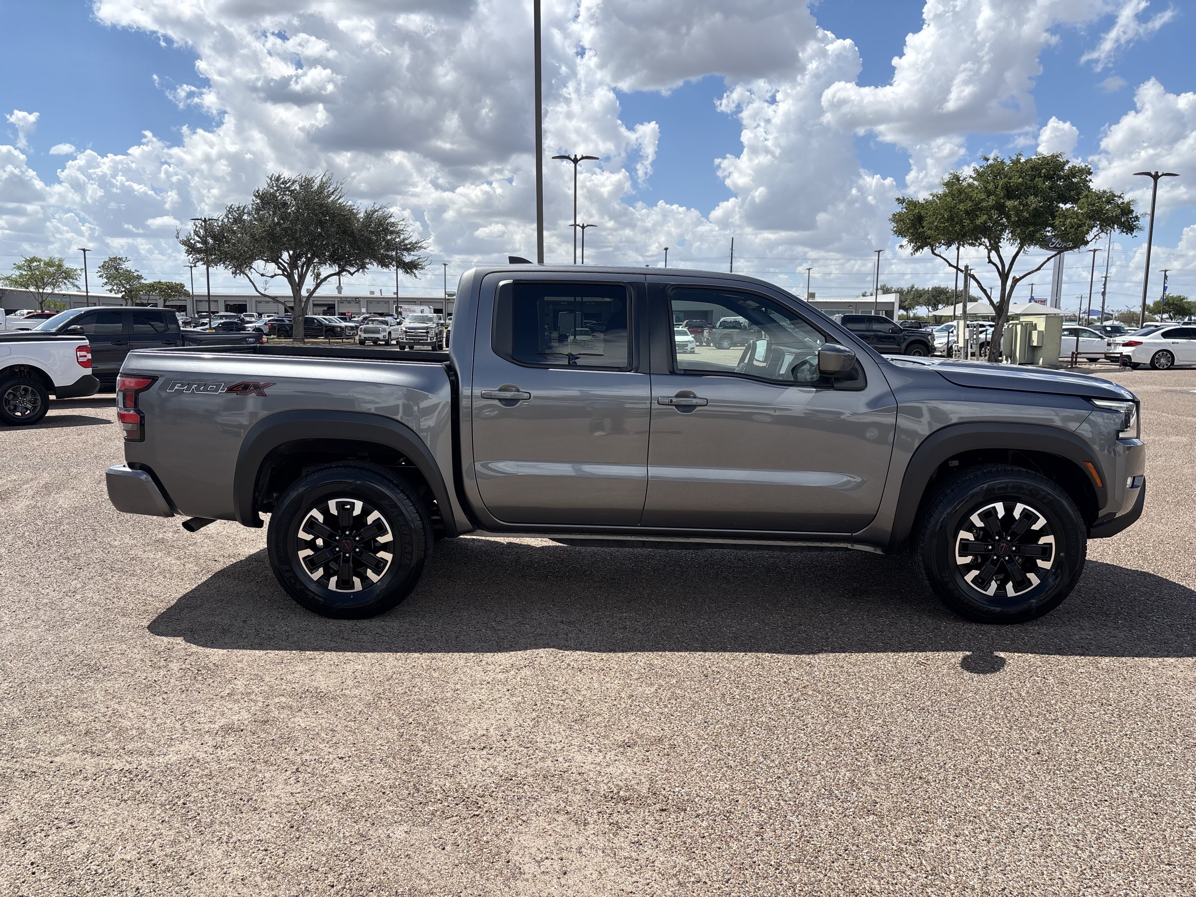 Used 2024 Nissan Frontier PRO-4X AWD/4WD image 4