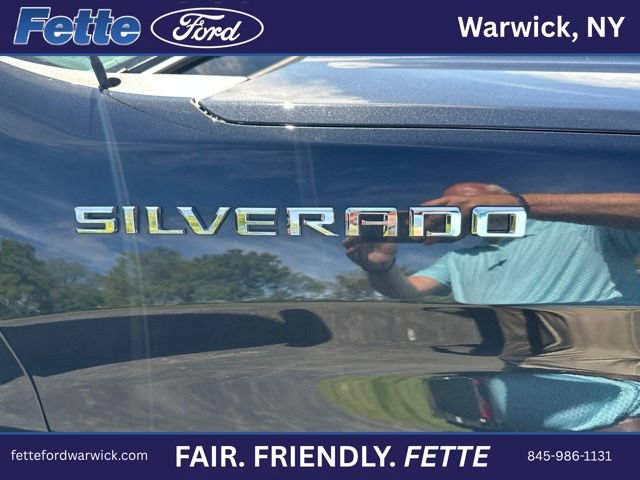 Used 2023 Chevrolet Silverado 1500 LT AWD/4WD image 6