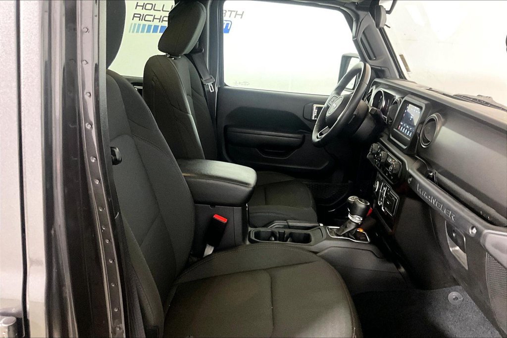 Used 2022 Jeep Wrangler Unlimited Sport AWD/4WD image 6