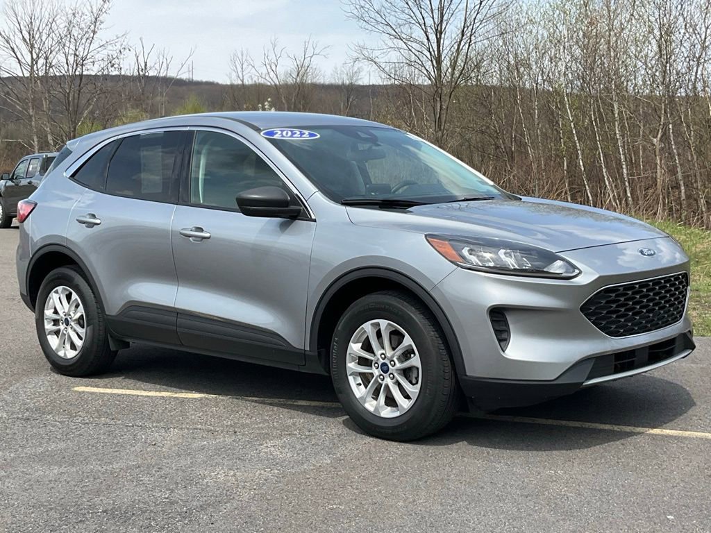 Certified 2022 Ford Escape SE w/ Cold Weather Package