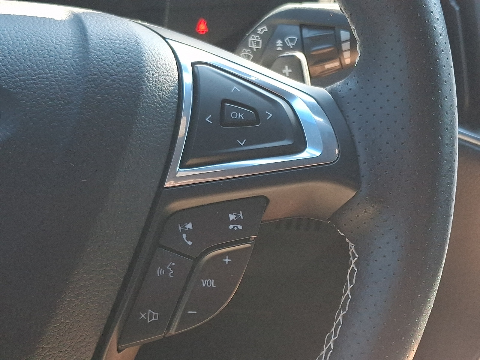 Certified 2023 Ford Edge ST AWD/4WD image 25