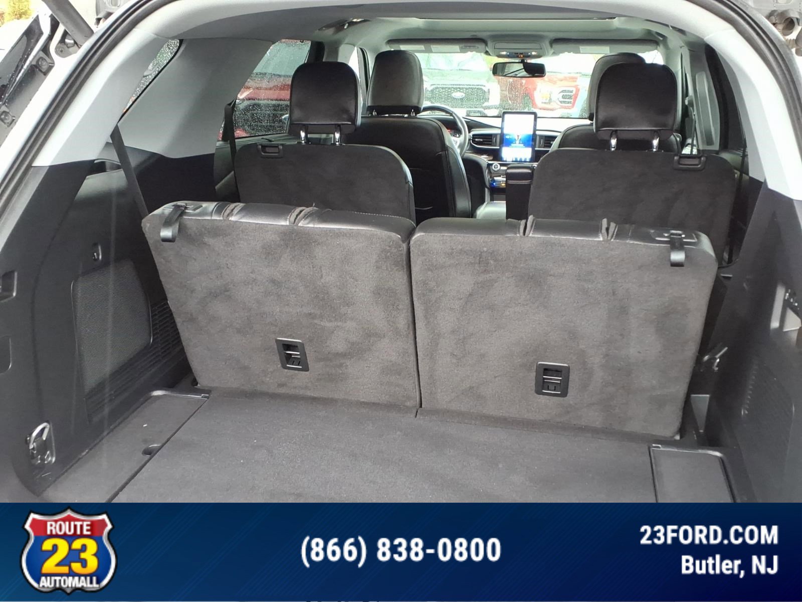 Certified 2023 Ford Explorer Limited w/ Limited Technology Package AWD/4WD image 29