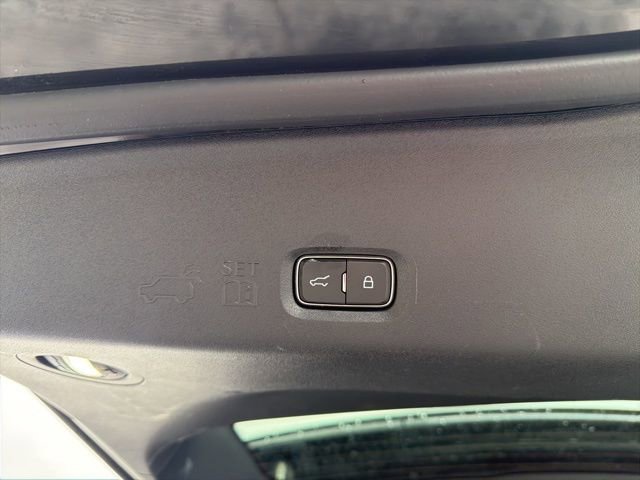 Certified 2025 Ford Expedition Active image 11