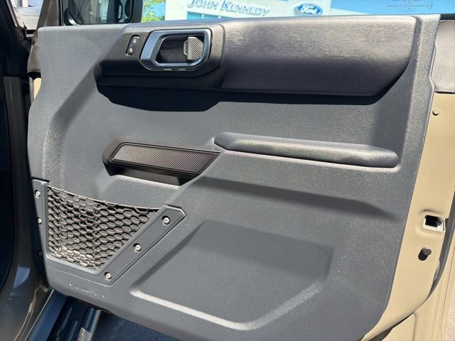 Certified 2025 Ford Bronco Outer Banks w/ Sasquatch Package AWD/4WD image 22
