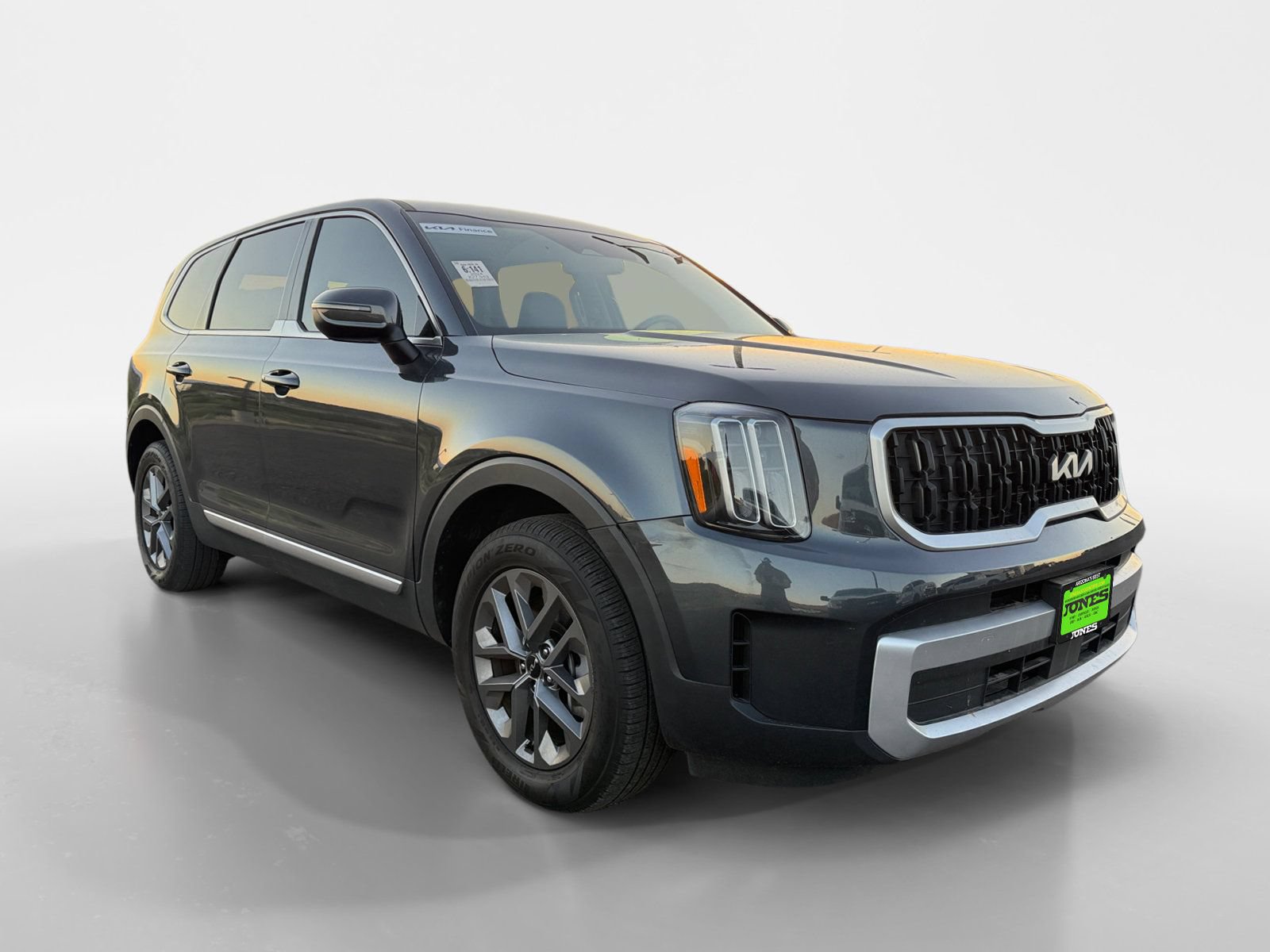 Used 2024 Kia Telluride LX FWD image 9