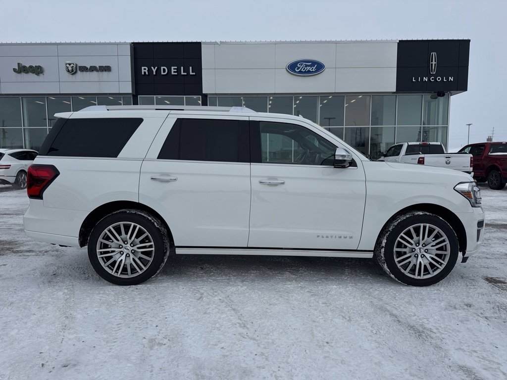 Certified 2023 Ford Expedition Platinum image 2