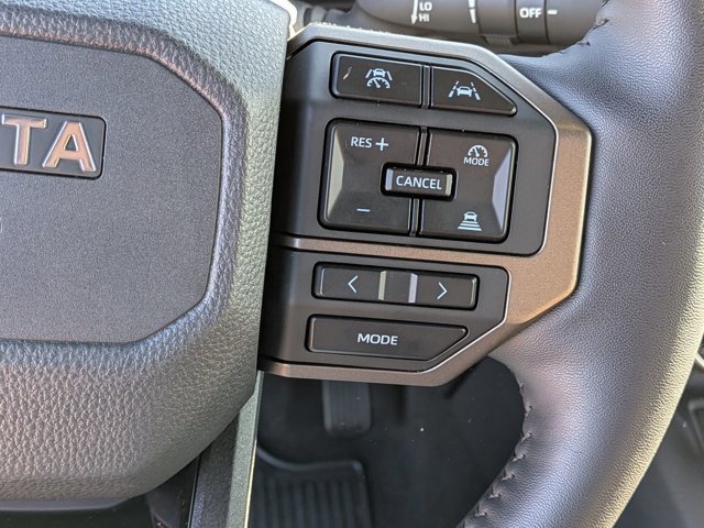 Used 2025 Toyota Land Cruiser image 19