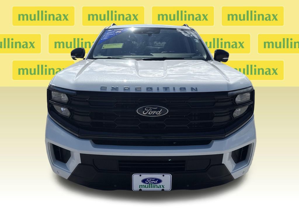 Certified 2025 Ford Expedition Active image 12