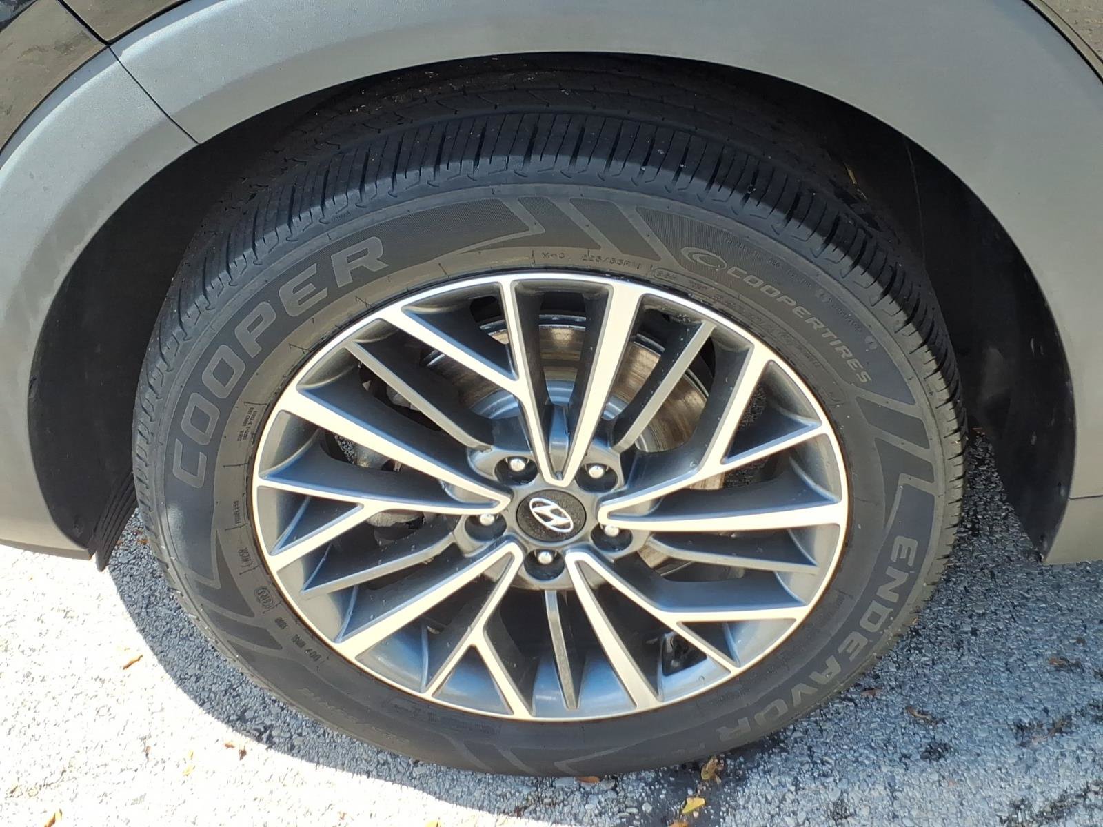 Used 2021 Hyundai Tucson Limited AWD/4WD image 9