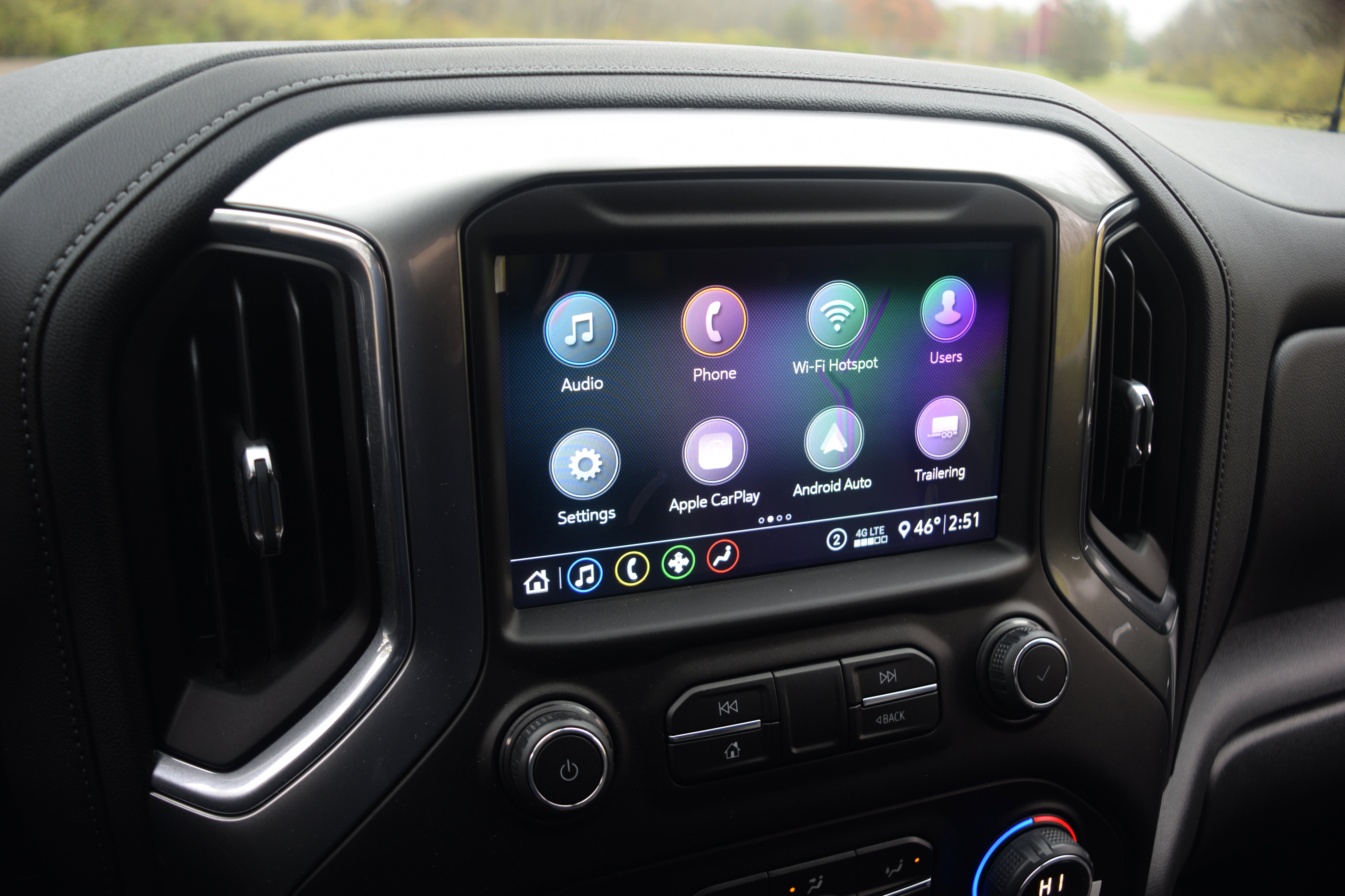 Used 2020 Chevrolet Silverado 1500 LT Trail Boss image 9