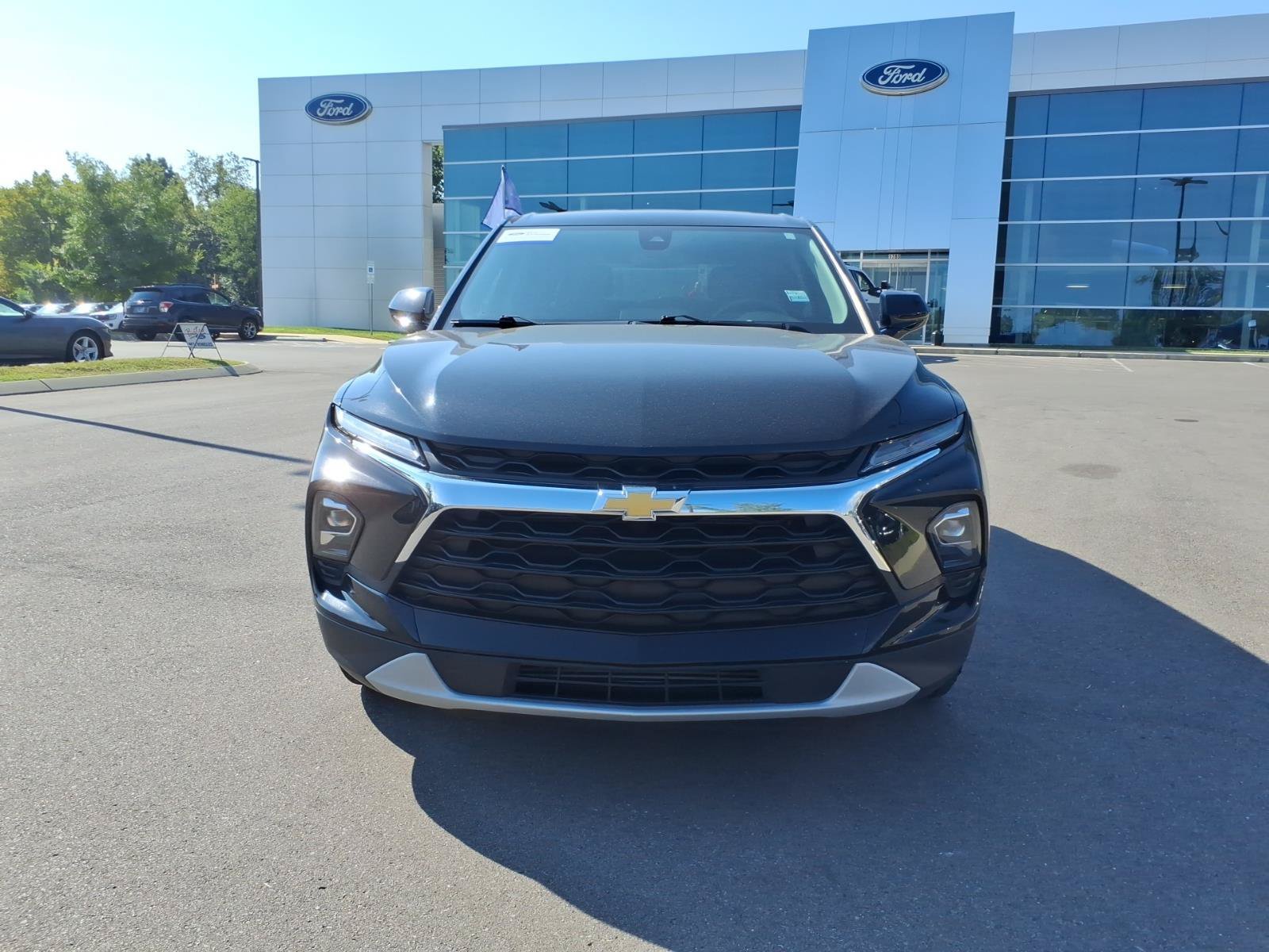 Used 2025 Chevrolet Blazer LT AWD/4WD image 8
