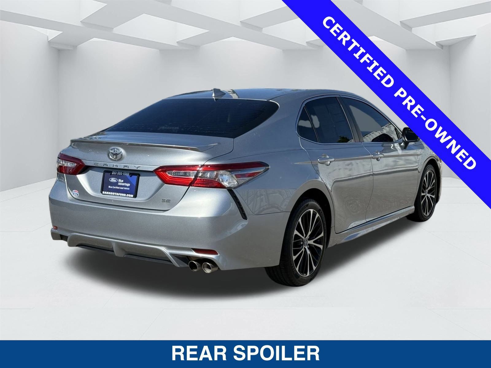 Used 2019 Toyota Camry SE image 4