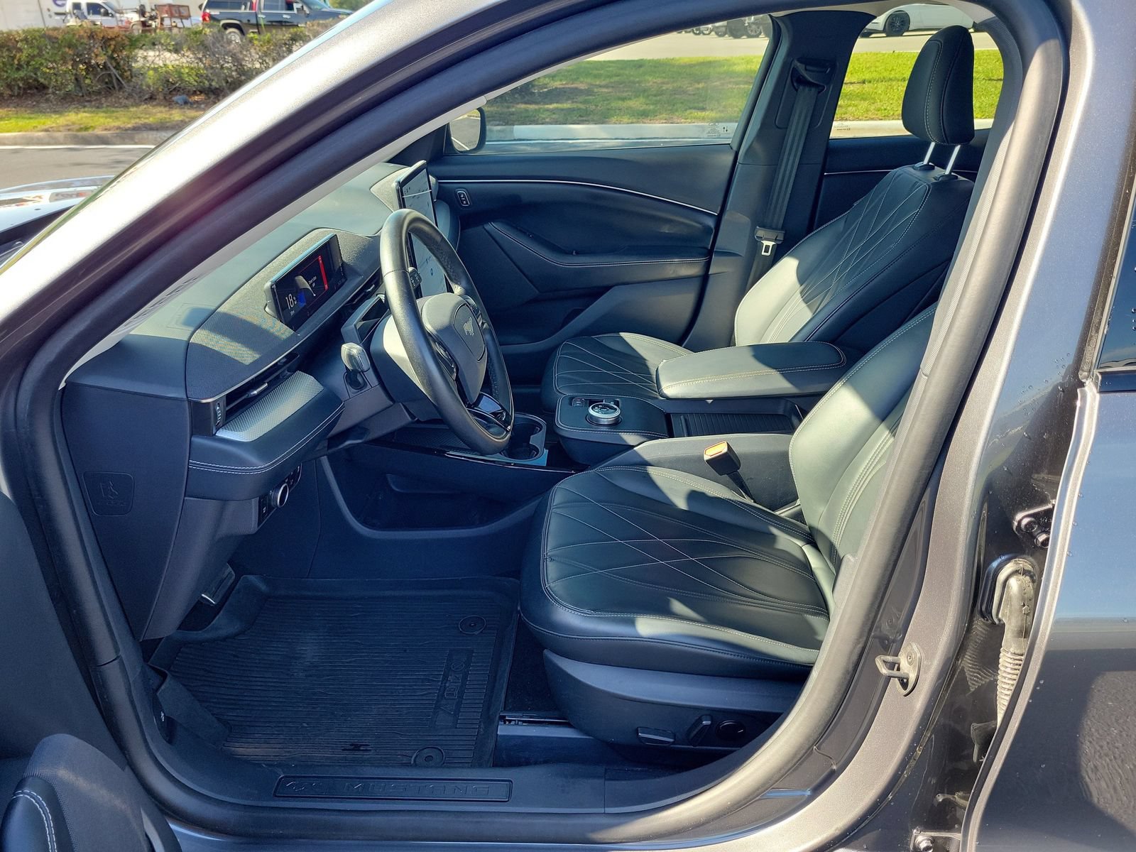 Certified 2023 Ford Mustang Mach-E Select RWD image 17