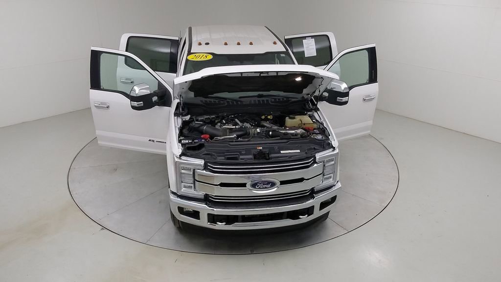 Certified 2018 Ford F250 Lariat w/ Chrome Package image 48