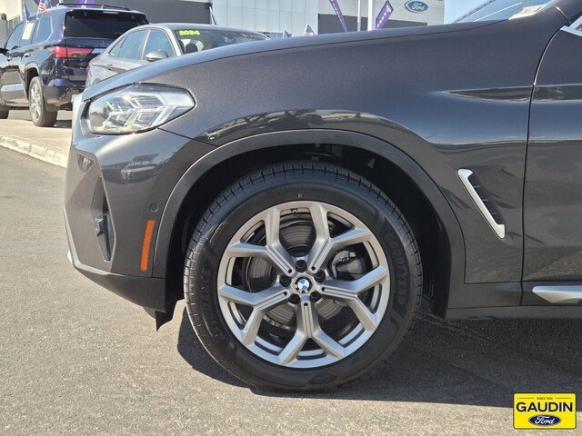 Used 2023 BMW X4 xDrive30i w/ Parking Assistance Package AWD/4WD image 10