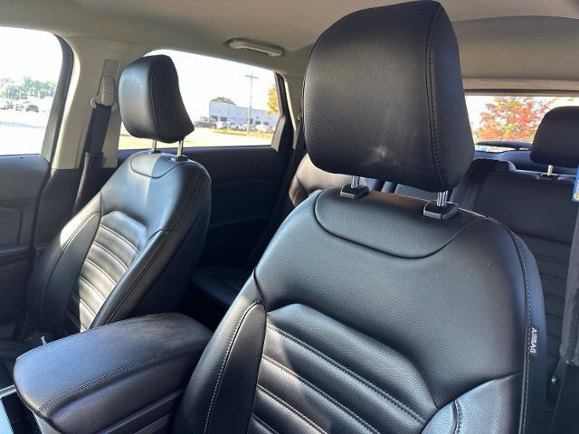 Certified 2024 Ford Edge SEL w/ Convenience Package AWD/4WD image 3