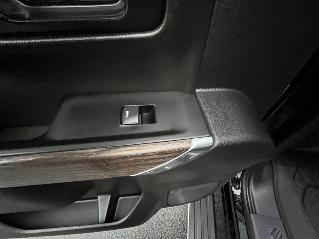 Used 2022 GMC Sierra 1500 Denali image 25