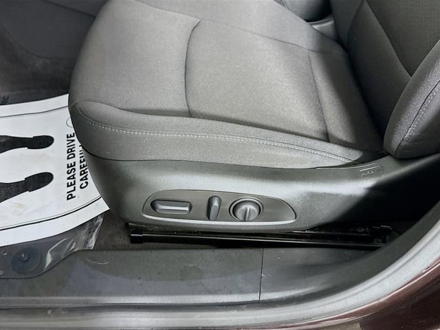 Used 2020 Chevrolet Malibu LT image 18