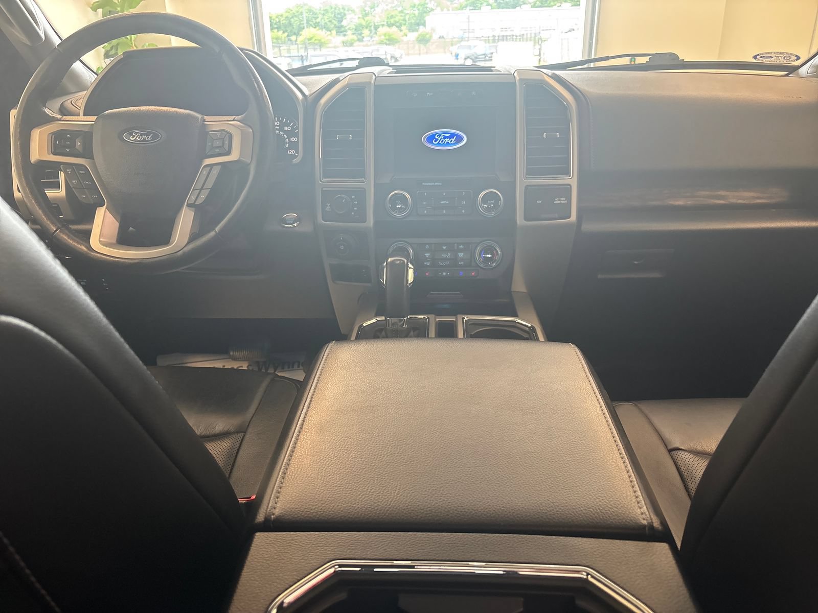 Certified 2019 Ford F150 Lariat w/ Equipment Group 502A Luxury AWD/4WD image 7